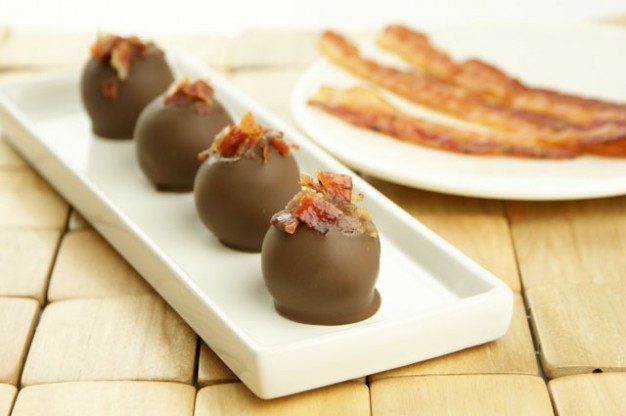http://candiquik.com/wp-content/themes/ingredients/scripts/timthumb.php?src=http://www.candiquik.com/wp-content/uploads//Bacon-Chocolate-Truffle-86w.jpg&w=626