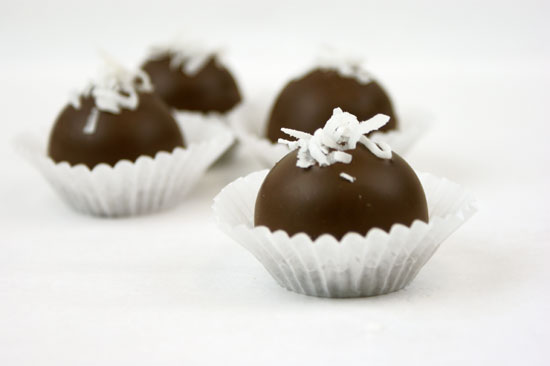Chocolate Coconut Balls | CANDIQUIK